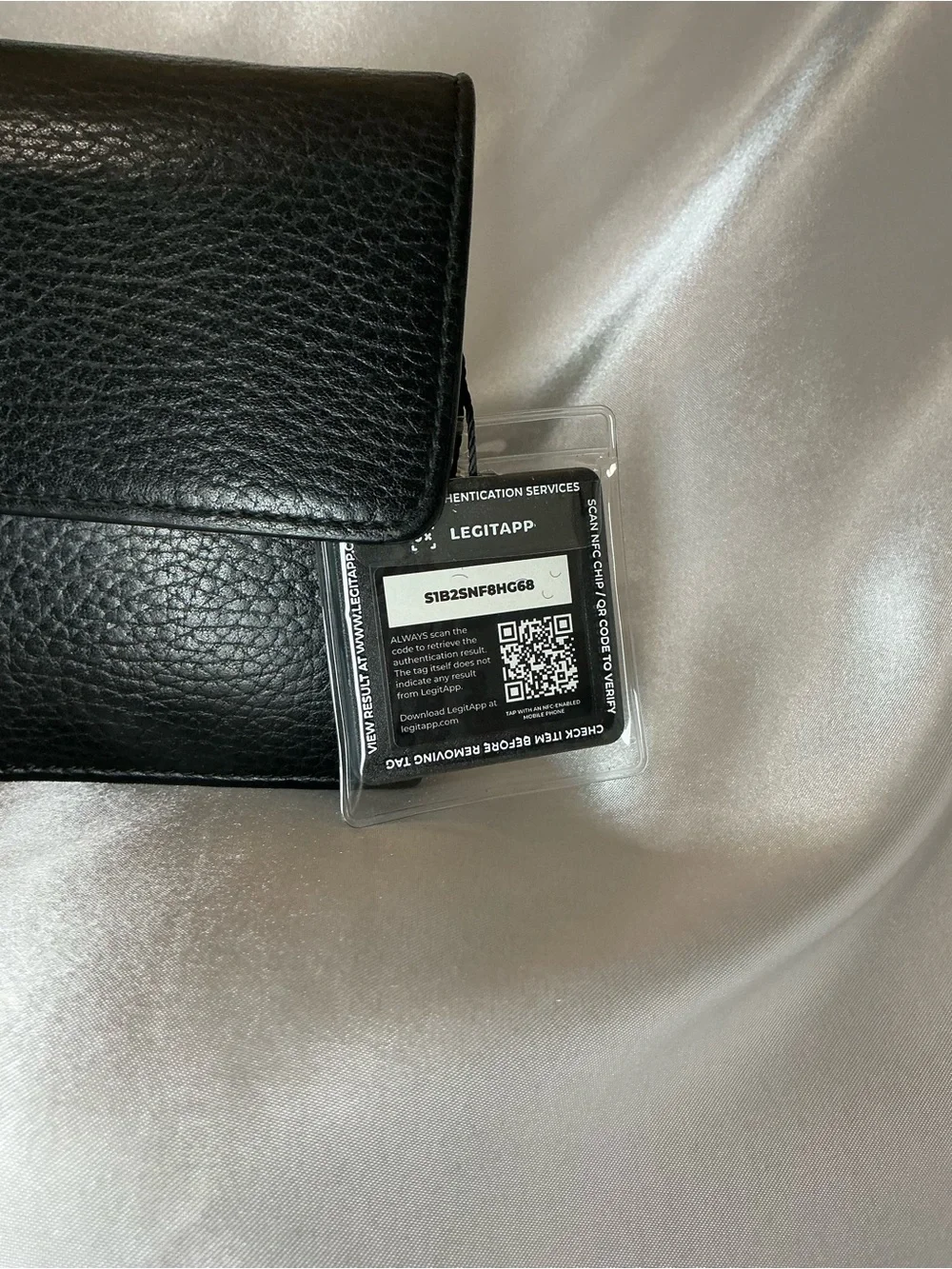 Preloved Great Gucci Black Leather Interlocking G Crossbody Bag w COA